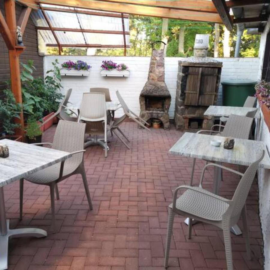 Schoene Geraeumige Ferienwohnung Am Park Χέρινγκσντορφ Εξωτερικό φωτογραφία